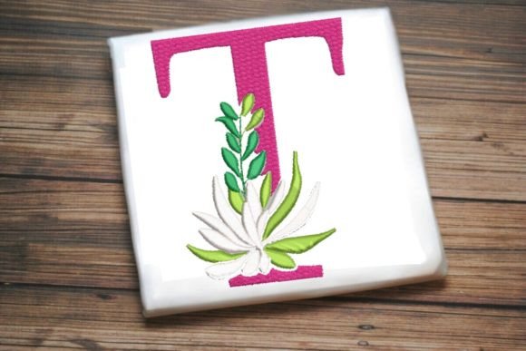 A Greenery Alphabet Monogram for Seasonal Gift Creation